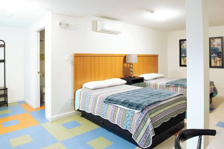 Room 16 of 35