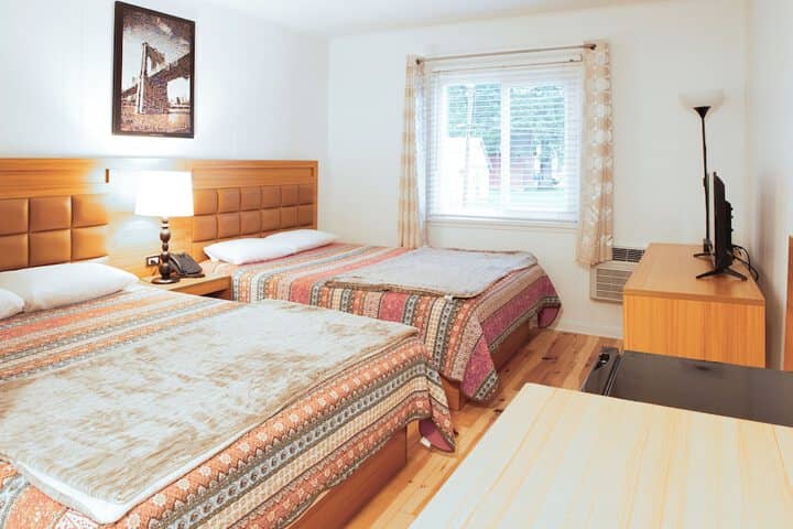 Room 14 of 35
